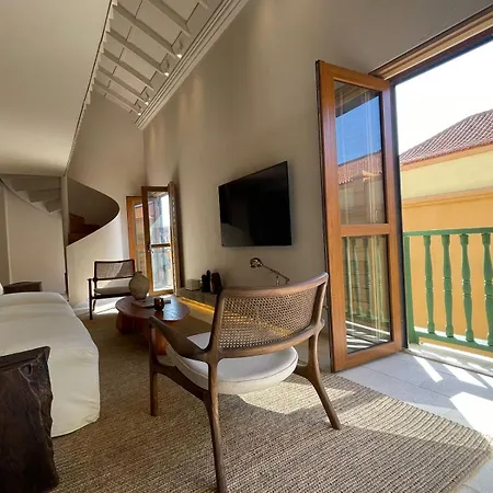 Apartamento Con La Mejor Ubicación En El Centro *